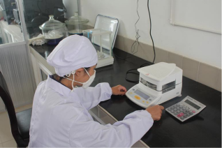 مستحضرات التجميل ومنتجات العناية الشخصية